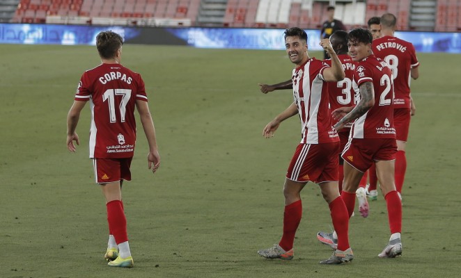 El Almería logra un triunfo en casa frente al Sporting de Gijón