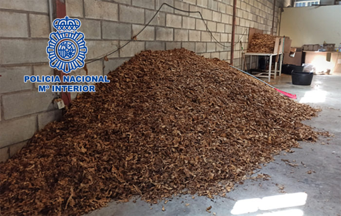 Diez detenidos en Córdoba y Ciudad Real por vender picadura de tabaco a domicilio a través de paquetería