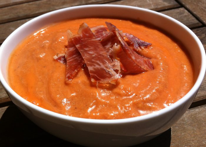 Diferencias en la gastronomía andaluza, ¿eres más de porra o salmorejo?