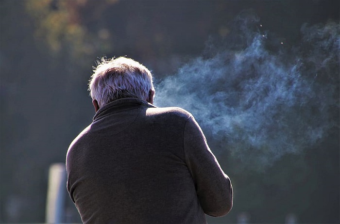 Un estudio evidencia el riesgo de contraer Covid-19 debido a la exposición al humo del tabaco