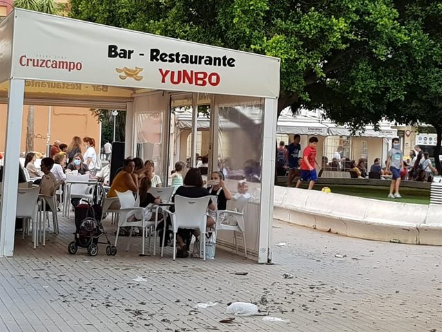 La terraza de un bar de Cádiz.