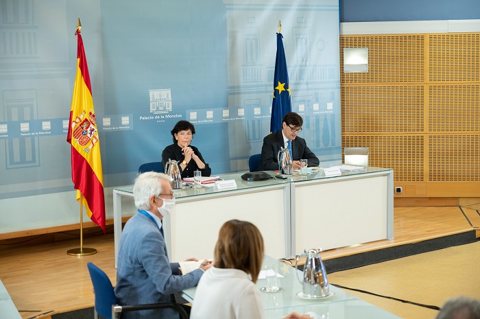 Eliminación temporal de la necesidad del Máster en Profesorado para docentes de Enseñanza Secundaria