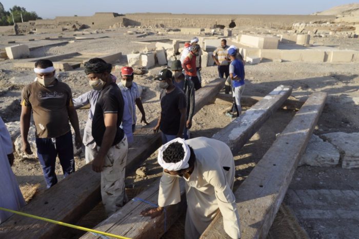 Avanza la excavación arqueológica del Templo de Tutmosis III en Luxor