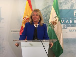 Marbella destina 700.000 euros de las luces de Navidad a apoyar a 2.000 comercios