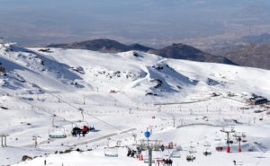 Sierra Nevada estrena las primeras nieves de la temporada