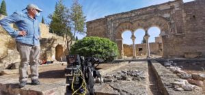 Un momento del rodaje del documental en Medina Azahara. / Foto: GENIAL MEDIA.