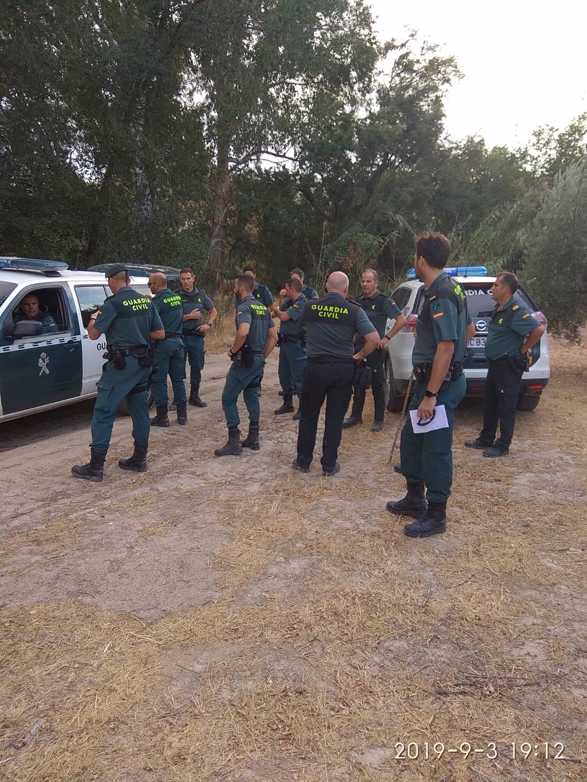 Agentes en el dispositivo de búsqueda de la mujer desaparecida en la pedanía de El Cortijuelo. / Foto: Archivo / Guardia Civil. / Europa Press.