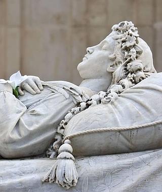 La Bella Durmiente del Cementerio de Granada