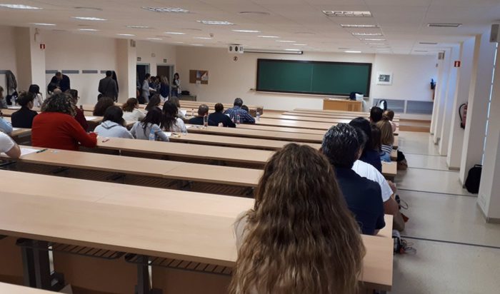 Andalucía limita los exámenes de oposiciones a la Junta a 10 aspirantes por aula