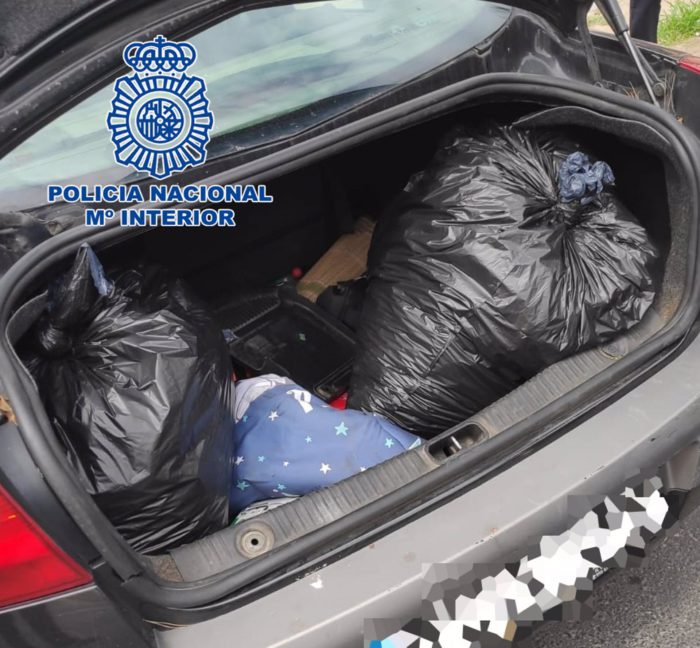 Detenidas 5 personas que transportaban 40 kilos de marihuana por carretera