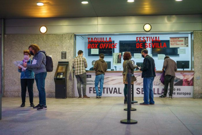 El Festival de Sevilla mantiene su actividad con reajustes en la programación