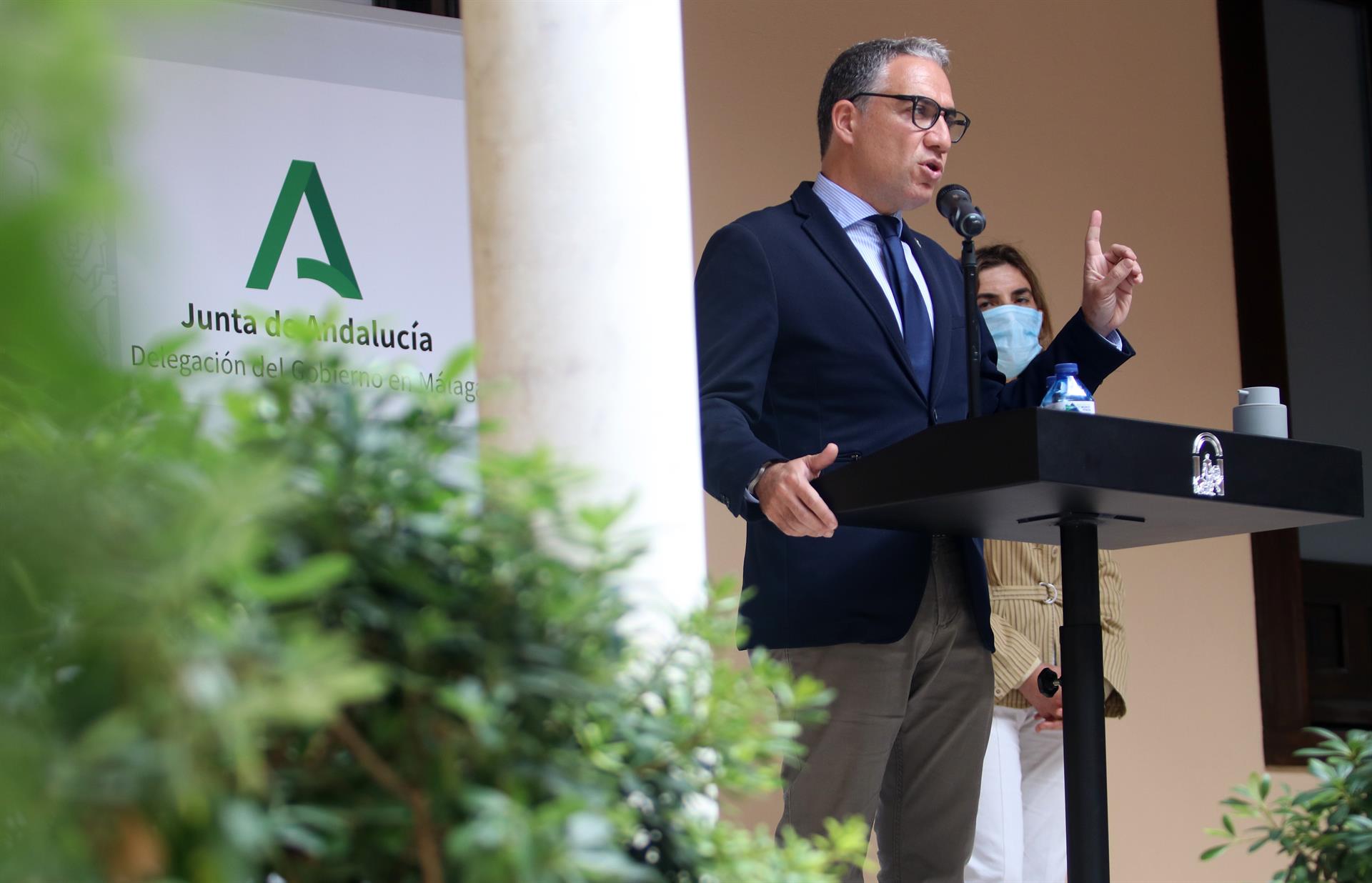 Elías Bendodo, consejero de la Presidencia, Administración Pública e Interior de la Junta de Andalucía, en la presentación de los presupuestos andaluces de 2021 para la provincia de Málaga. / Foto: Álex Zea. / Europa Press.