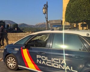 Liberan a un hombre retenido en su casa en Vélez-Málaga