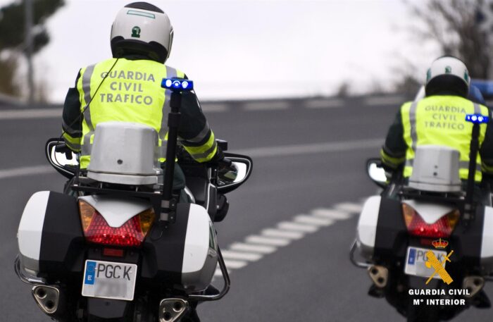 Fallece un hombre en Córdoba tras caer su camión por un terraplén