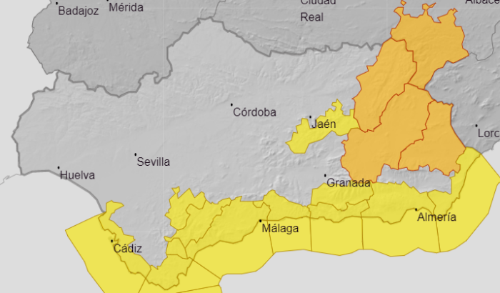 Piden precaución ante el oleaje, nieve y viento que se espera en gran parte de Andalucía