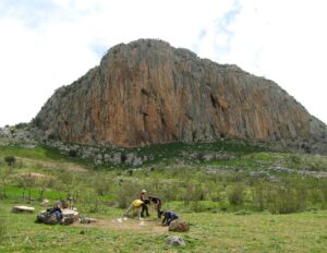 Nuevos restos clarifican la génesis de los monumentos megalíticos de Antequera. / Foto: Universidad de Sevilla. / Europa Press.