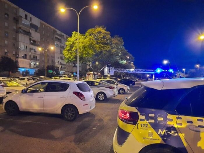 Desalojada en Mairena una fiesta con más de 25 personas