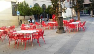 Terraza de un bar en el centro de Jaén. Imagen de archivo. / Foto: Europa Press.