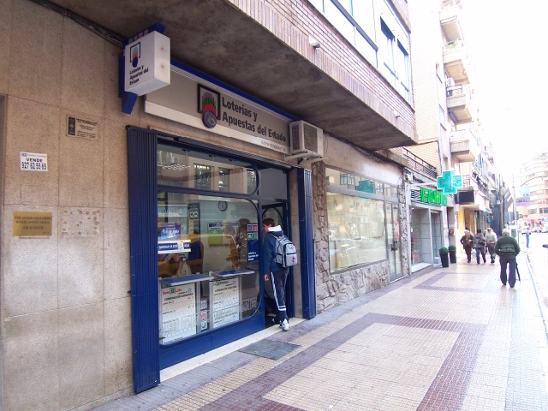 Administración de loterías en la calle Gil Cordero de Cáceres. / Foto: Loterías / Europa Press.