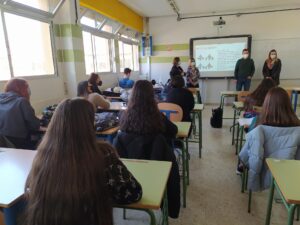 Clase en un instituto de Huelva. / Foto: Archivo / Europa Press.