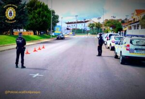 Disuelven un botellón de 16 jóvenes sin medidas de seguridad en Aljaraque