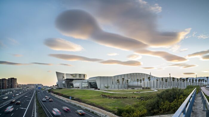 El Palacio de Ferias y Congresos de Málaga se prepara para una vacunación masiva