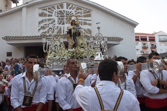 La procesión de la Virgen del Carmen de Torre del Mar, incluida como Fiesta de Interés Turístico