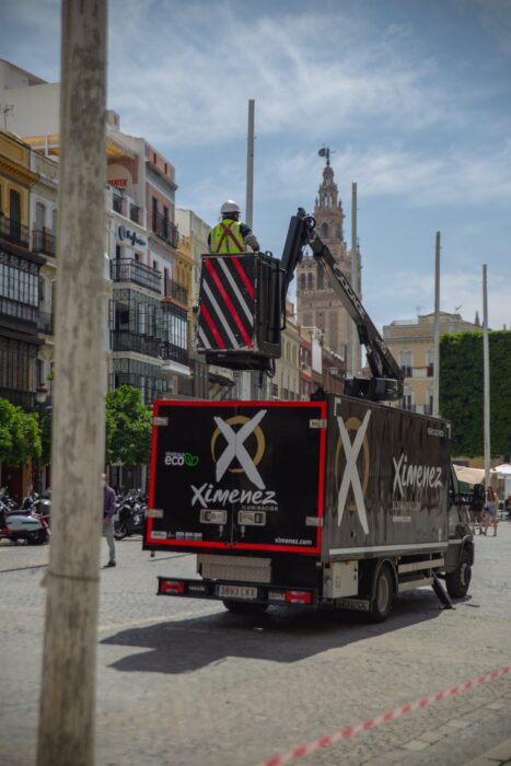 Una empresa cordobesa ilumina Sevilla en su mes más especial