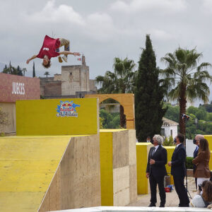 El freerunning y el parkour toman Granada durante el Red Bull Al-Andalus