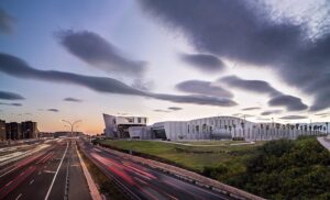 Arranca la vacunación masiva en el Palacio de Ferias y Congresos de Málaga