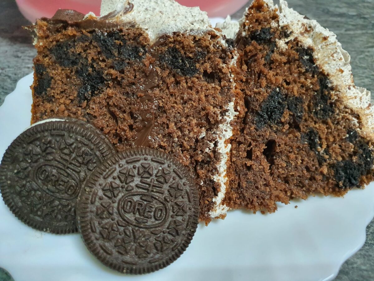 Receta para preparar este cupcake gigante de... ¡oreo!