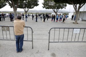 Un 20% de los andaluces mayores de 16 años cuenta con la vacuna completa