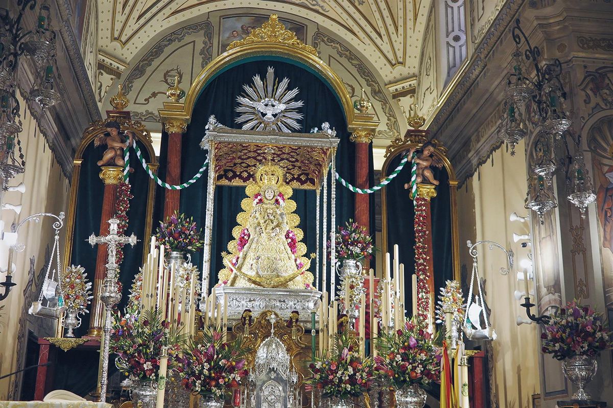 Novena en honor a la Virgen del Rocío a puertas abiertas y en directo