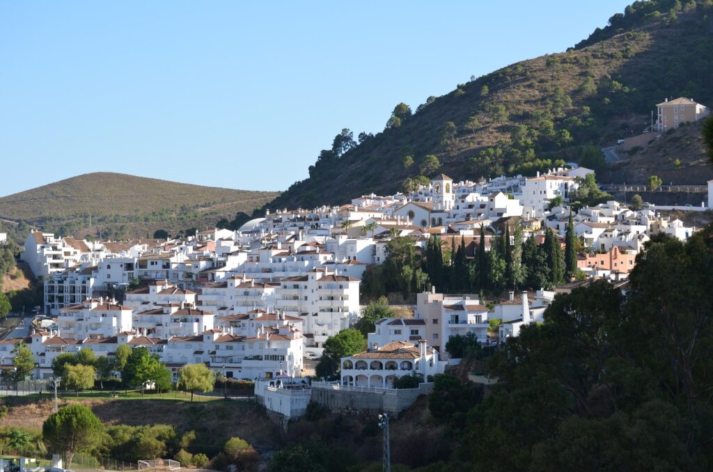 Senderismo en Málaga: las mejores rutas de la Costa del Sol