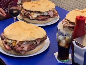 Descubre dónde comer las mejores hamburguesas en Andalucía