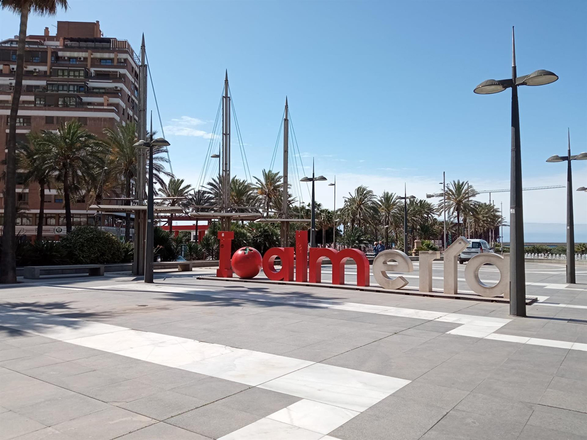 Almería se presenta como destino 'slow' en el Metro de Madrid