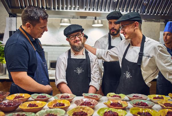 El chef solidario Miguel Herrera: "soy lo que soy porque la cocina me ayudó a no pensar"