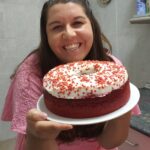 Receta para hacer un rico donut gigante de Red Velvet