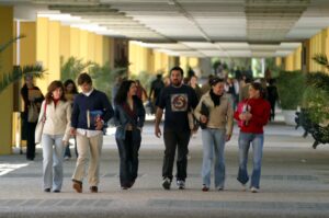 Estas son las carreras universitarias con mayor tasa de inserción laboral