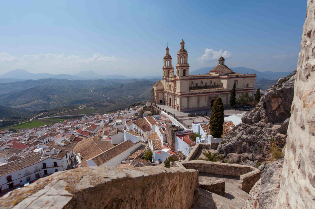 Olvera, el pueblo andaluz elegido por este atleta olímpico para descansar