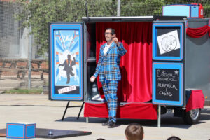 El Festival CAU llena Granada en agosto de la magia del circo y las artes urbanas