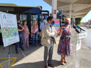 Almería dota a su flota de autobuses metropolitanos de purificadores de aire