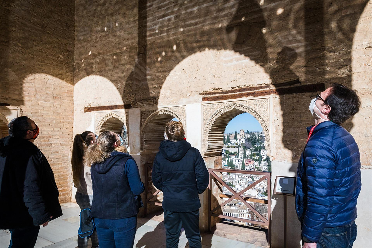 La Alhambra programa nuevas visitas guiadas a partir de este sábado