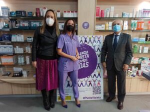 Más de 300 farmacias almerienses se convertirán en 'puntos violeta'