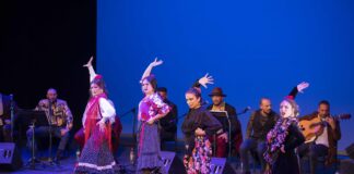 Almería celebra su primera zambomba flamenca de Navidad