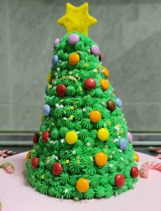 Receta: ¡haz una deliciosa tarta en forma de árbol de Navidad!