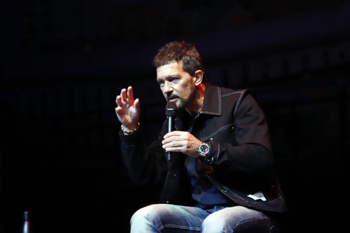 Antonio Banderas es premiado con el Carmen de Honor de la Academia de Cine Antonio Banderas es premiado con el Carmen de Honor de la Academia de Cine