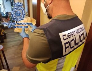 Detenidas 19 personas en varias provincias andaluzas por introducir billetes falsos