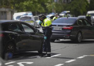 Condenan por quinta vez a una mujer que conducía sin carné