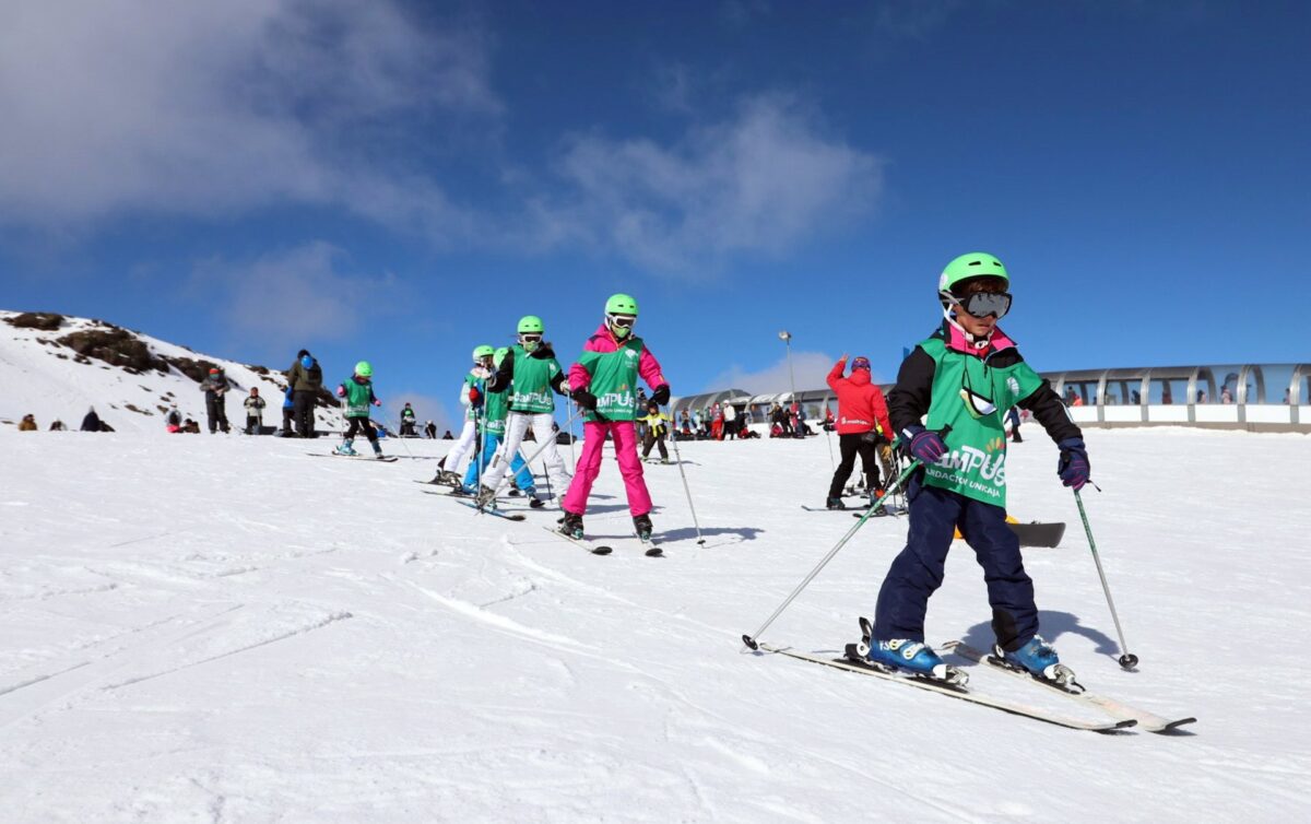 Sierra Nevada recibe la nevada más importante de la temporada